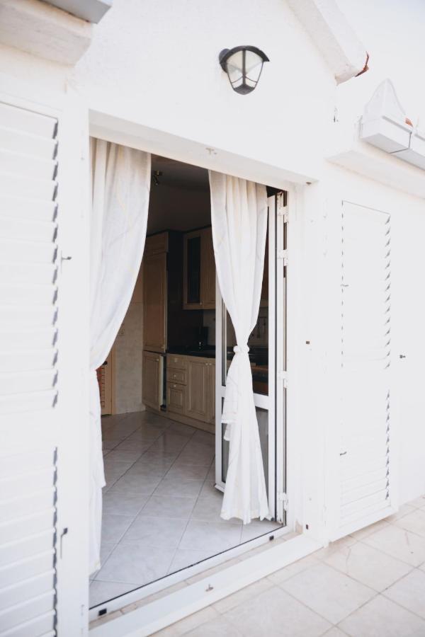 Apartment Blanka With A Beautiful View Of تروغير المظهر الخارجي الصورة