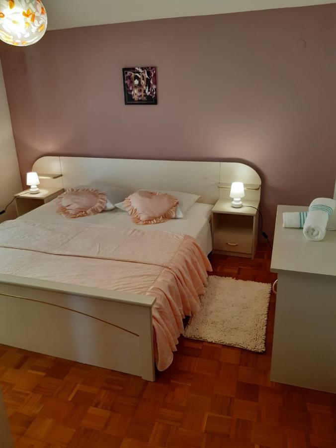 Apartment Blanka With A Beautiful View Of تروغير المظهر الخارجي الصورة