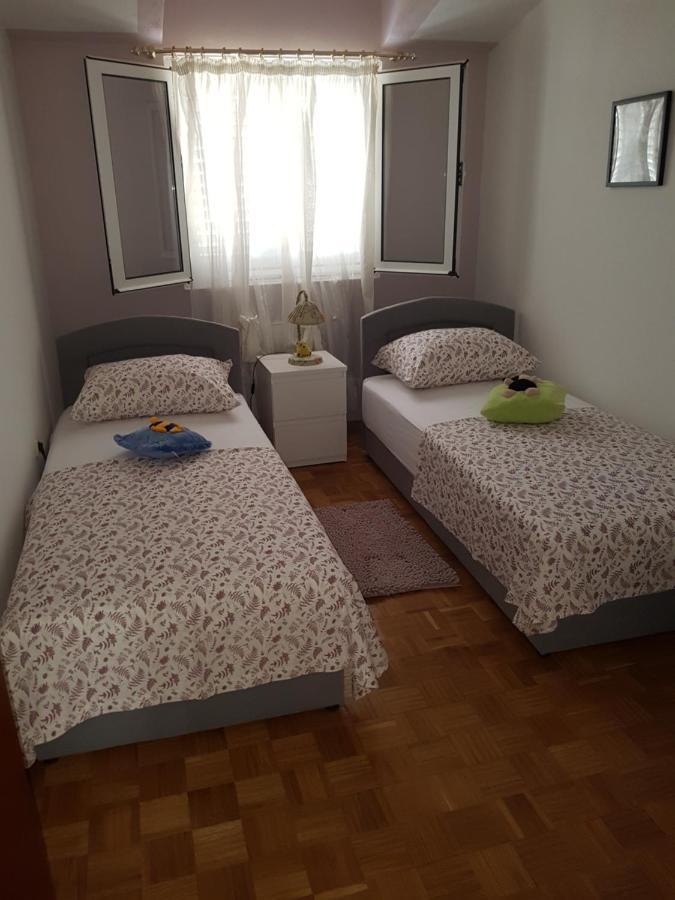 Apartment Blanka With A Beautiful View Of تروغير المظهر الخارجي الصورة